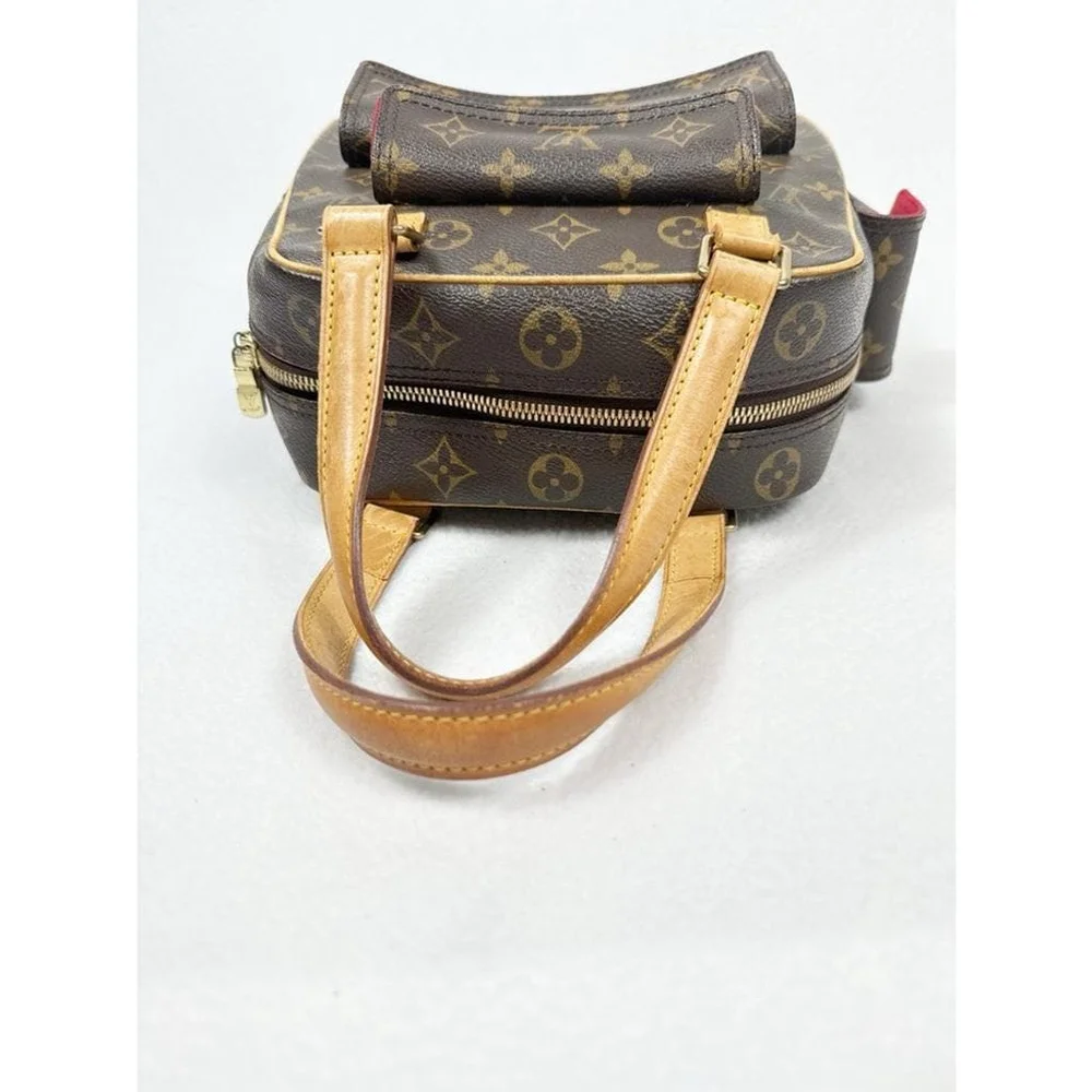 Louis Vuitton Eccentricité Handbag – Rare & Statement-Worthy